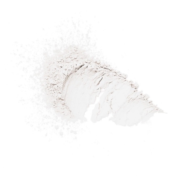 Lottie London Ready Set Go Loose Setting Powder in True Translucent Mini | NEW - Picture 3 of 8
